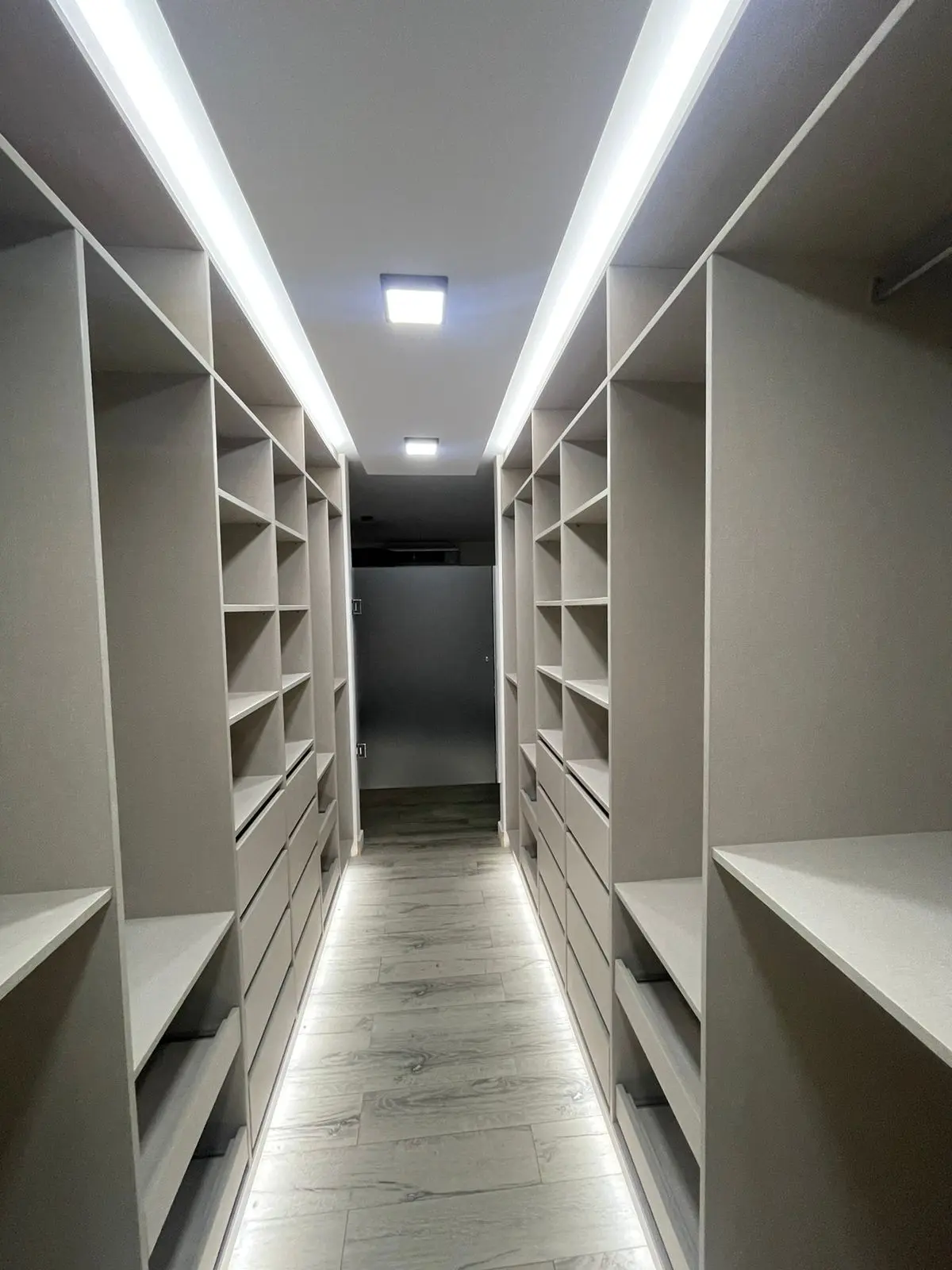 Vestidor Seda Giorno